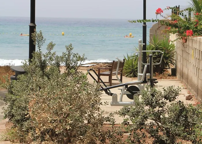 Cristianos - 2 Bedrooms - Flayla-c