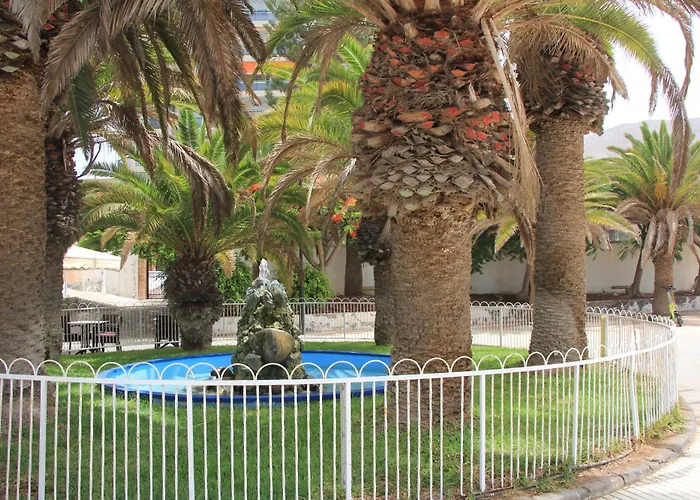 Cristianos - 2 Bedrooms - Flayla-c